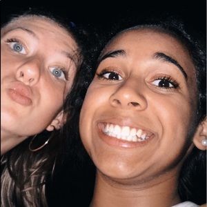 Meet your Posher, Aleah